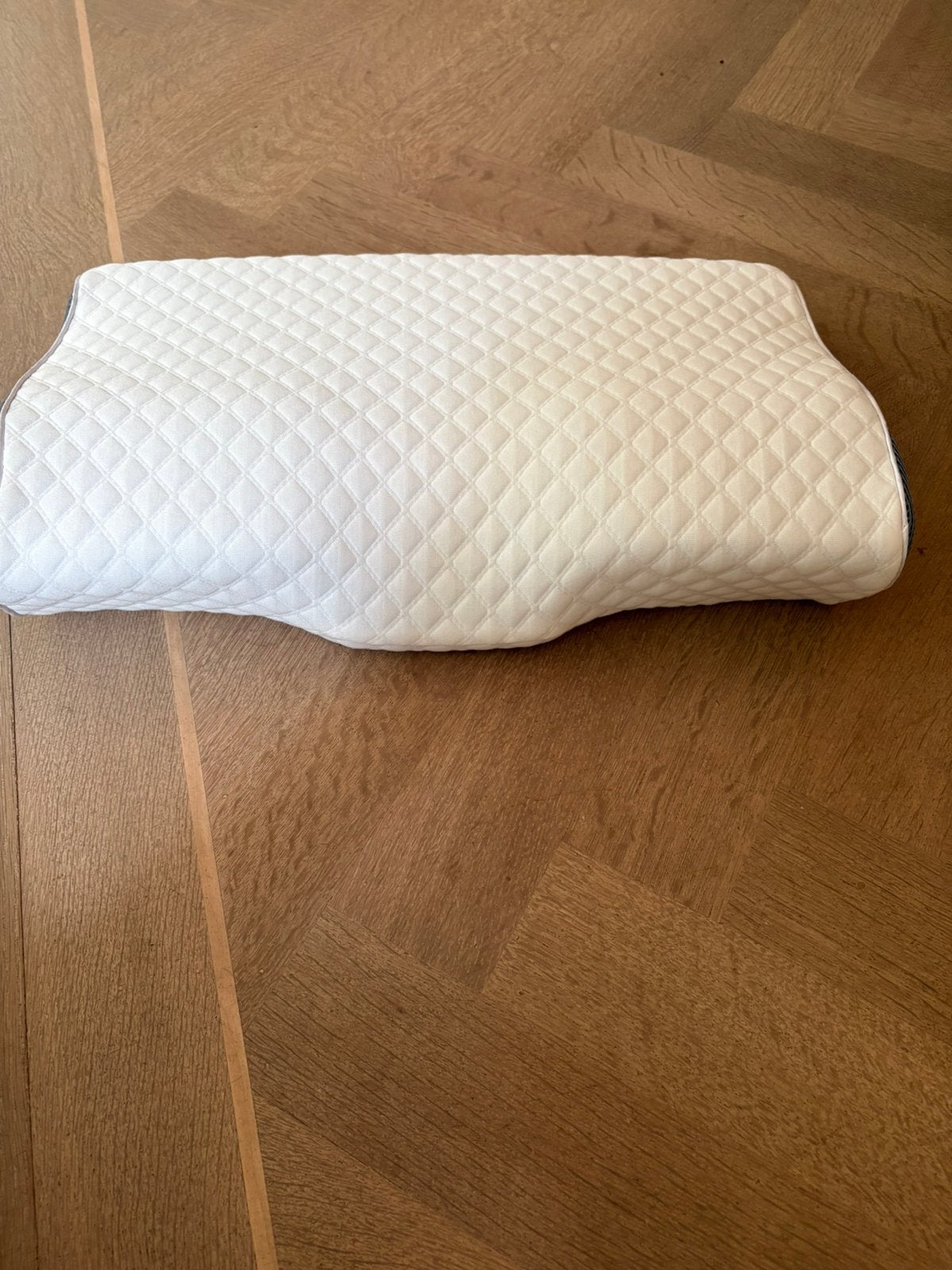 Derila hoofdkussen ergonomisch, Huis en Inrichting, Slaapkamer | Beddengoed, Schuim, Eenpersoons, Wit, Nieuw