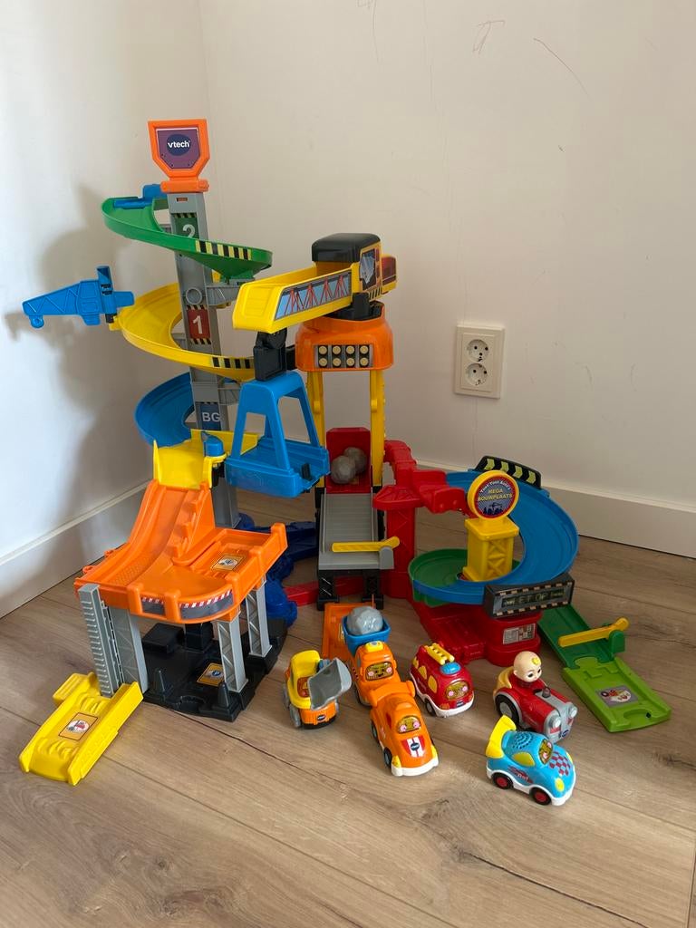 VTech Toet Toet Auto's Autobaan met extra voertuigen, Ophalen, Zo goed als nieuw