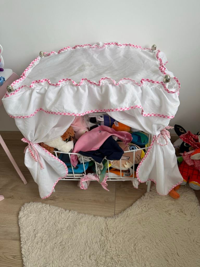 Leuke babyborn bedje, Ophalen of Verzenden, Gebruikt, Meisje
