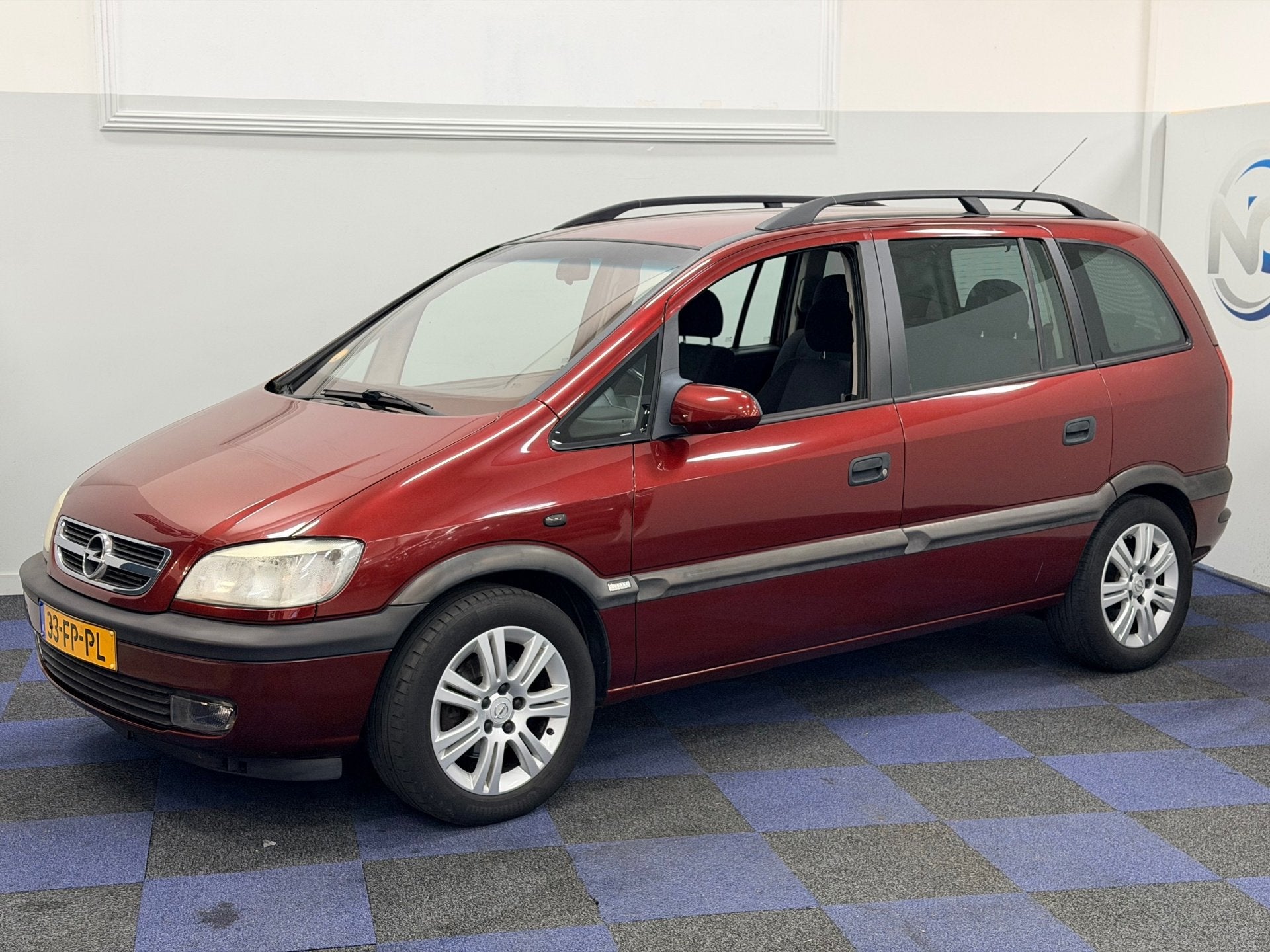 Opel Zafira 1.8-16V Elegance / AUTOMAAT / 7 PERS / NETTE AUT, Gebruikt, 4 cilinders, Zafira, 500 kg