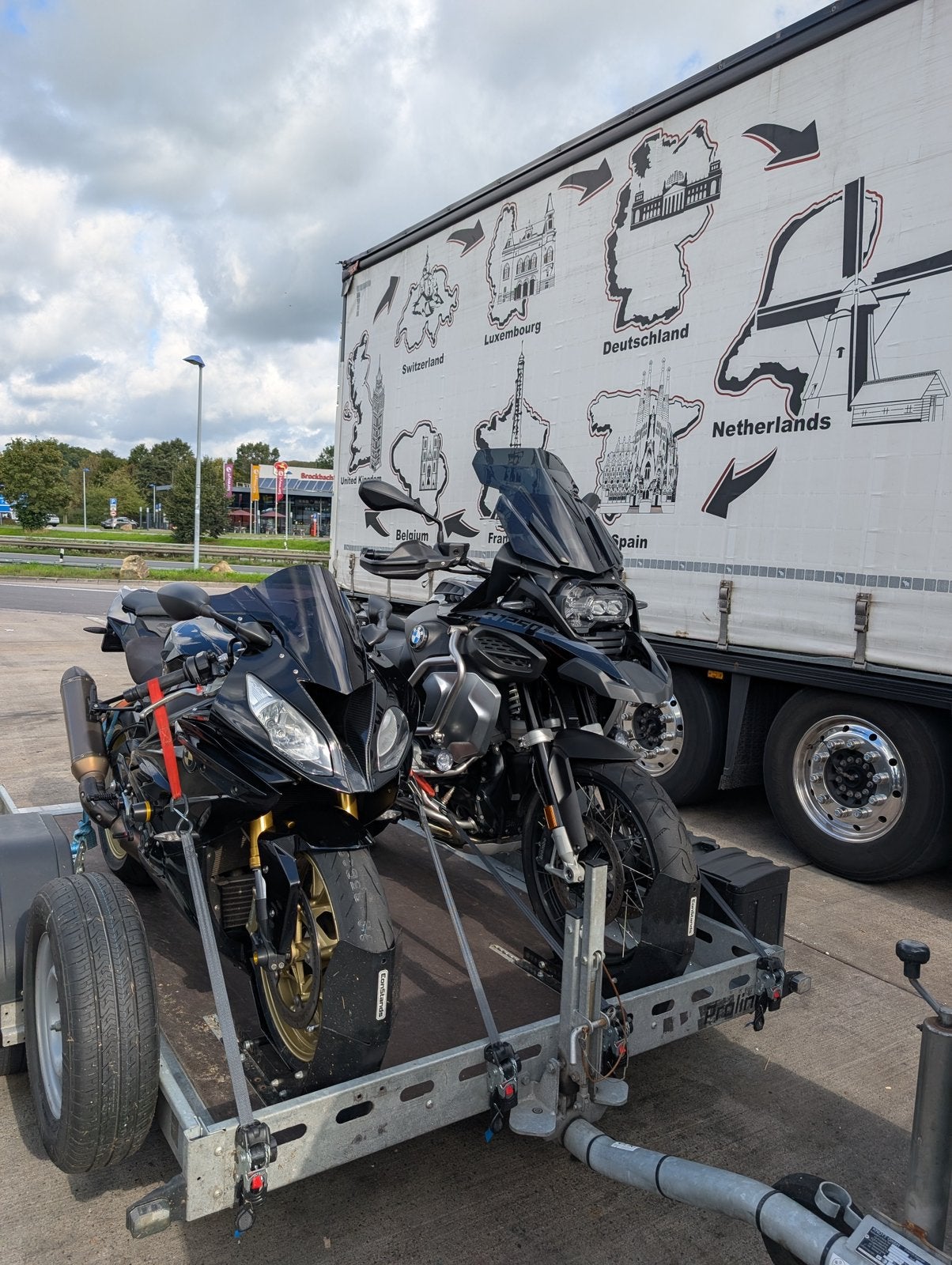 Motoraanhanger / motortrailer te huur – kantelbaar, Diensten en Vakmensen, Aanhangwagen