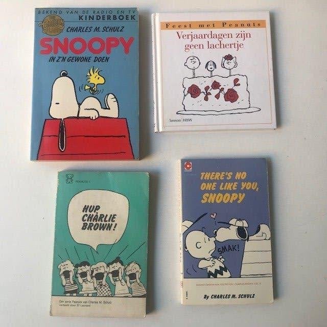 4 x Snoopy -Peanuts- Charlie Brown.  Charles M.Schulz, Boeken, Meerdere stripboeken, Ophalen of Verzenden, Zo goed als nieuw, Charles M. Schulz