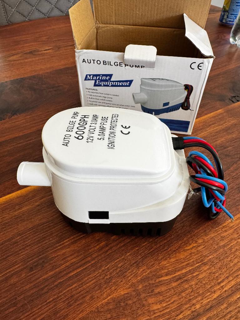 Automatische bilgepomp 12V / lenspomp – nieuw – met vlotter, Verzenden, Nieuw, Onderhoud en Reparatie