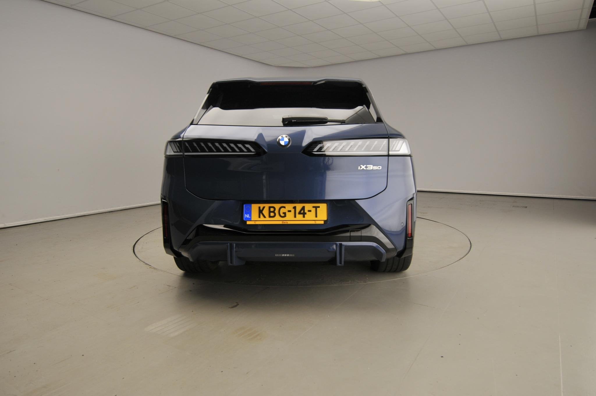 BMW iX3 50 xDrive | M-Sportpakket | LED | HUD | Active cruis, Stof, Zwart, 2260 kg, Origineel Nederlands