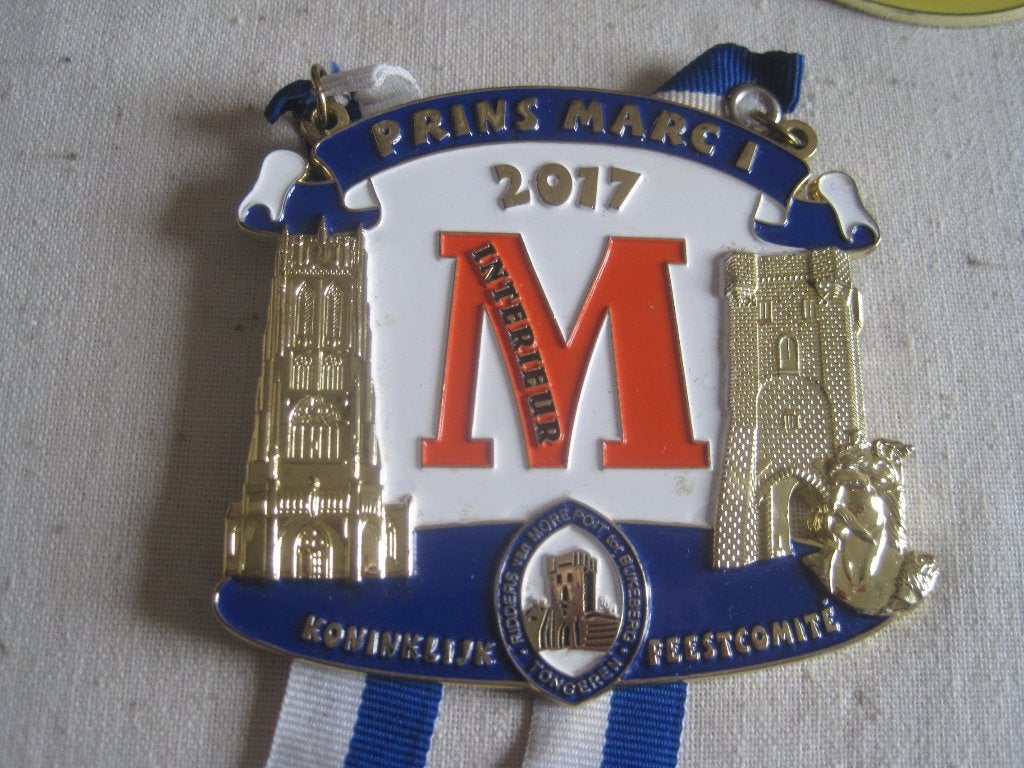 carnavals madaille  cv tongeren belgie, Ophalen of Verzenden, Overige materialen