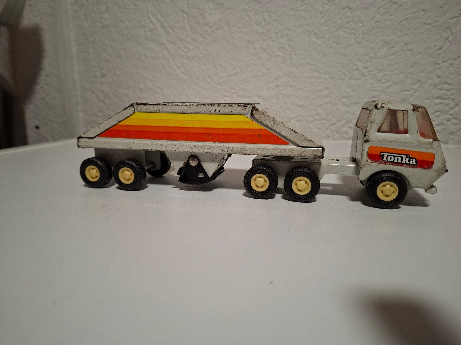 Vintage Tonka vrachtwagen met oplegger - Jaren 70 speelgoed, Ophalen of Verzenden, Gebruikt