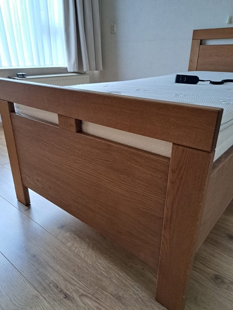Electrisch verstelbaar bed, Ophalen, Verstelbaar, 90 cm, Eenpersoons