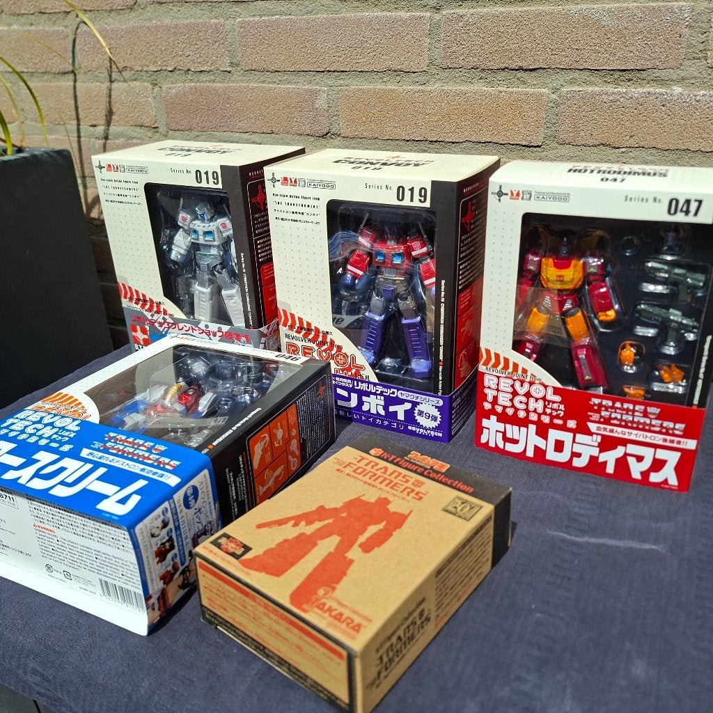 Transformers Revoltech Yamaguchi (3x) + Figure KT CONVOY, Verzamelen, Transformers, Overige generaties, Ophalen, Nieuw, Overige rassen