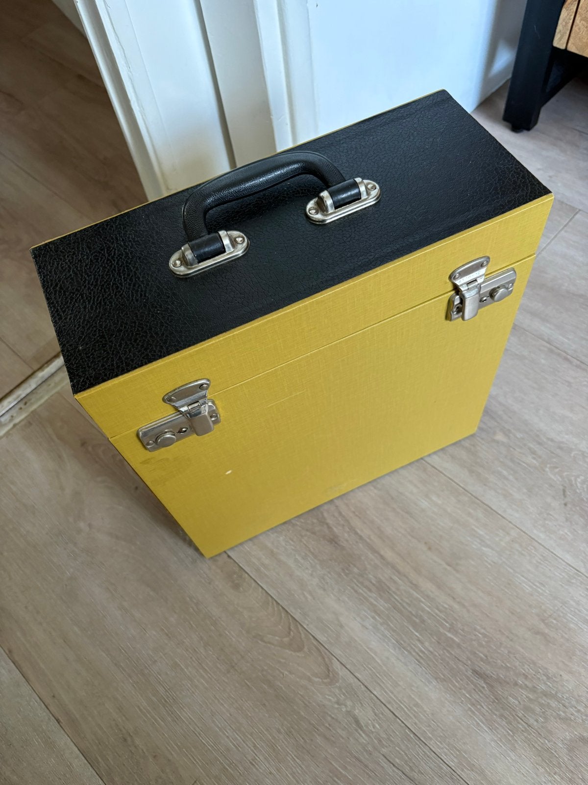 Hippe gele LP koffer met rode binnenkant, Ophalen, Gebruikt, Overige instrumenten