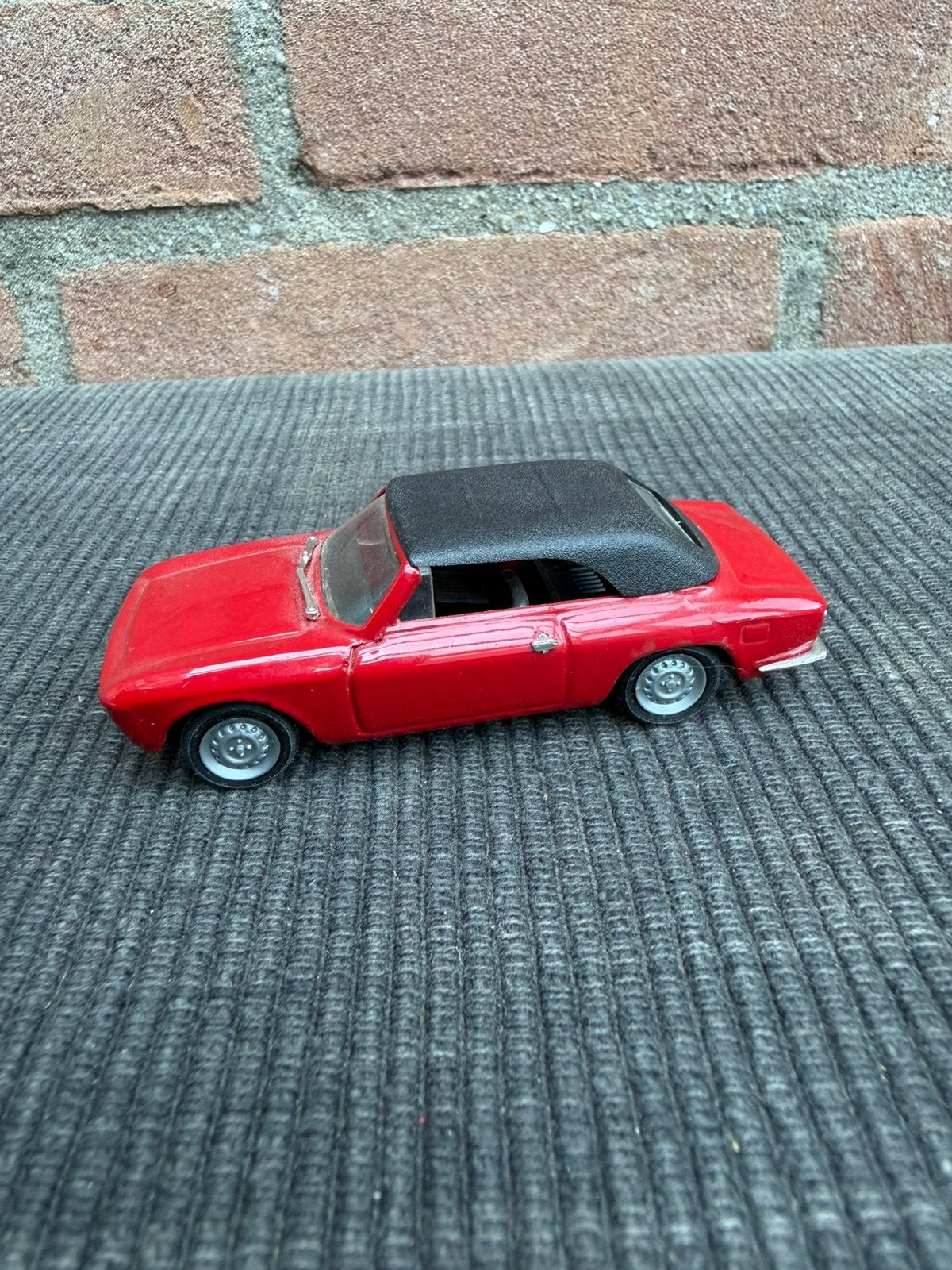 1:43 Progetto K Alfa Romeo Giulia GTC, Hobby en Vrije tijd, Ophalen of Verzenden, Gebruikt, Auto, Overige merken