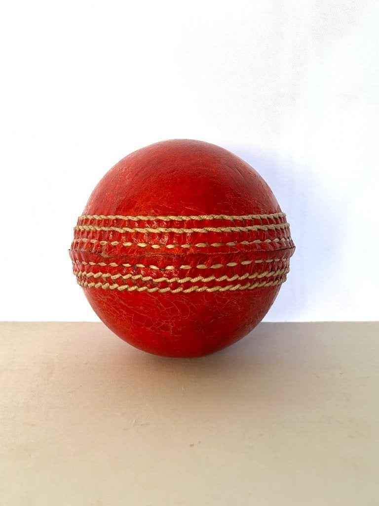 oude deco lederen cricket ball, Ophalen of Verzenden