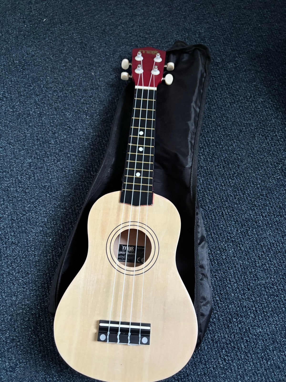 Ukelele met hoes - Zo goed als nieuw, Ophalen, Zo goed als nieuw, Ukelele