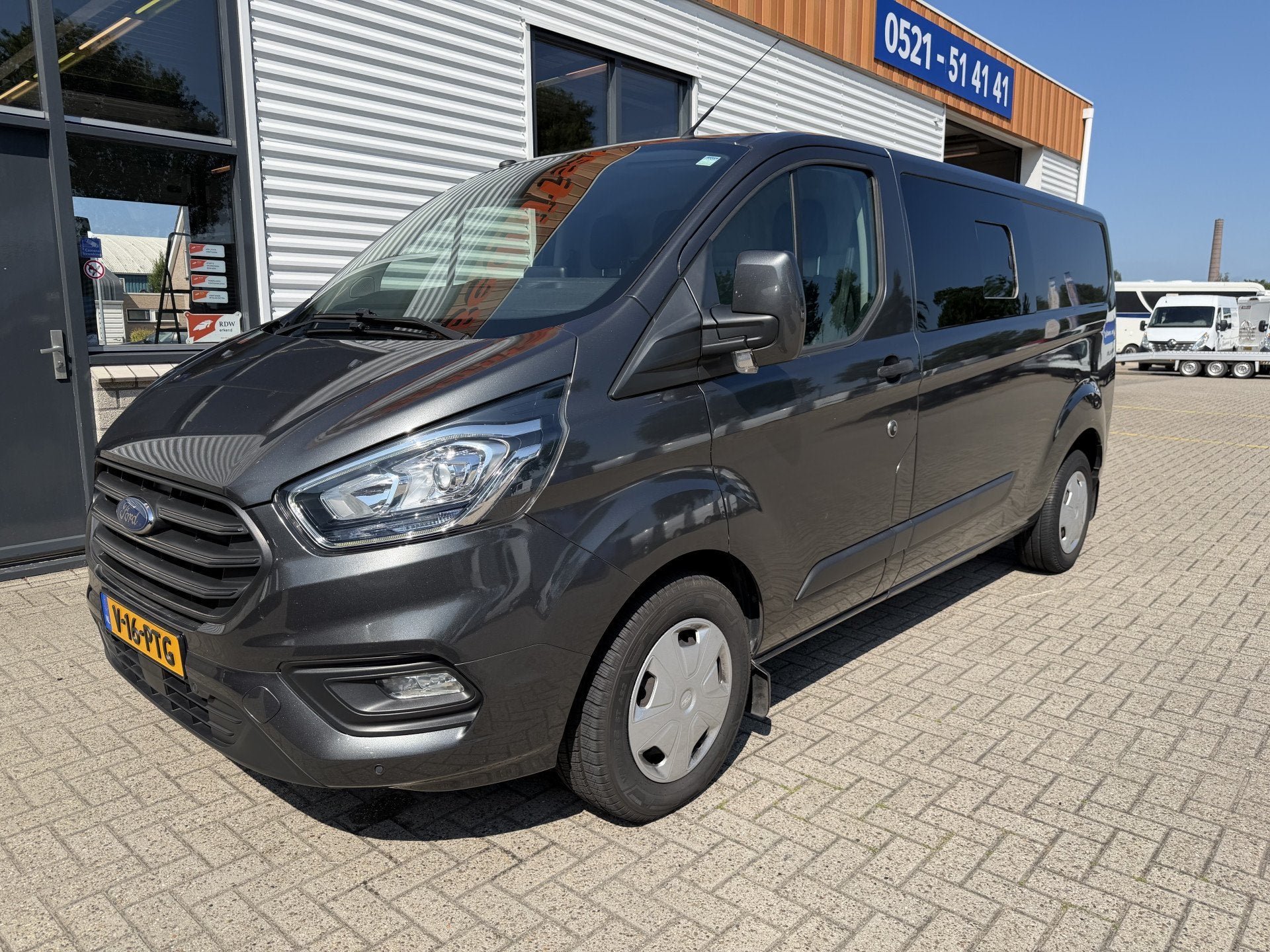 Ford Transit Custom 320 2.0 TDCI automaat L2H1 Trend / 3 per, Auto's, Stof, Gebruikt, 4 cilinders, Met garantie (alle)