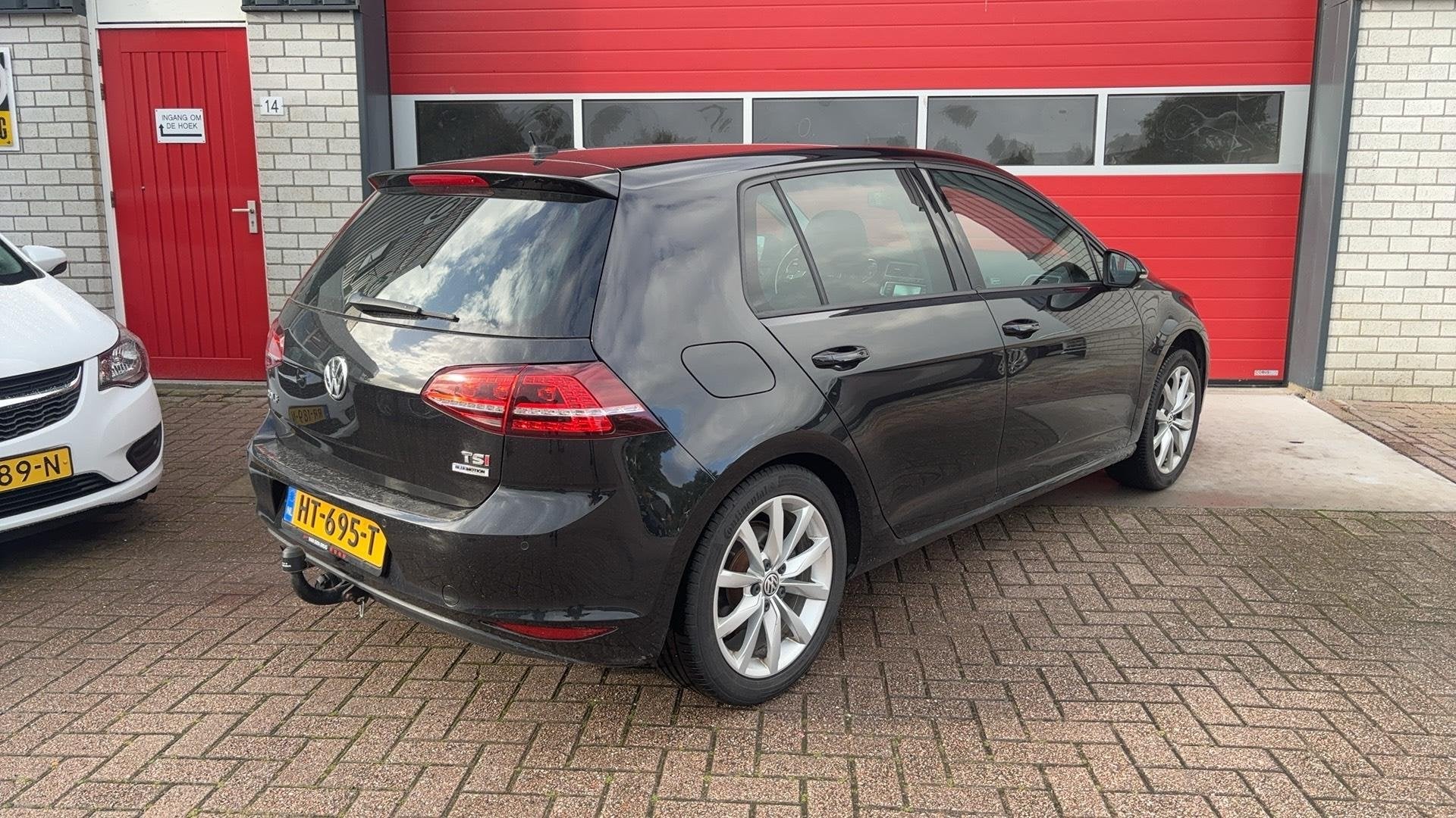 Volkswagen Golf 1.4 TSI Business Edition Connected AUTOMAAT, Auto's, 125 pk, Gebruikt, 4 cilinders, Leder en Stof