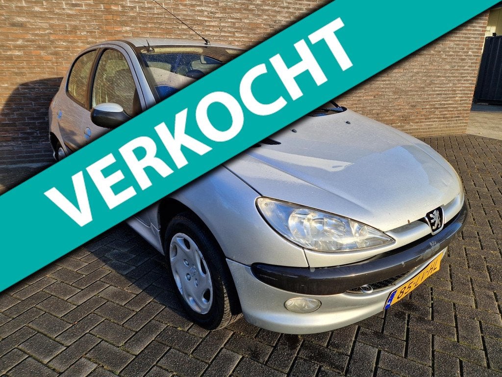 Peugeot 206 1.4 Gentry 5 deurs APK 06-'27 radio cd bluetooth, Auto's, Peugeot, Bedrijf, Te koop, Airbags, Airconditioning, Centrale vergrendeling