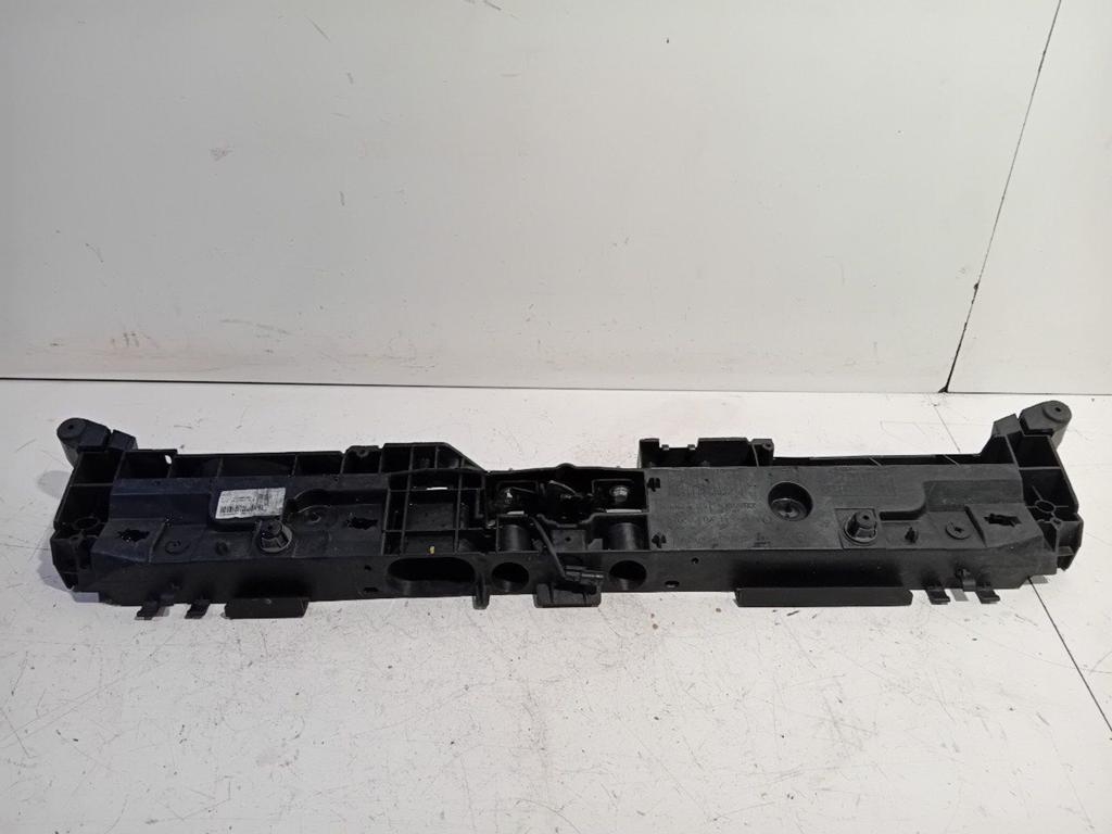 Voorfront slotplaat Renault Captur, Auto-onderdelen, Onderdelen@venauto.nl, Van der Ven Autorecycling B.V., Gebruikt, Ettenseweg 76, 4706 PB Roosendaal, The Netherlands