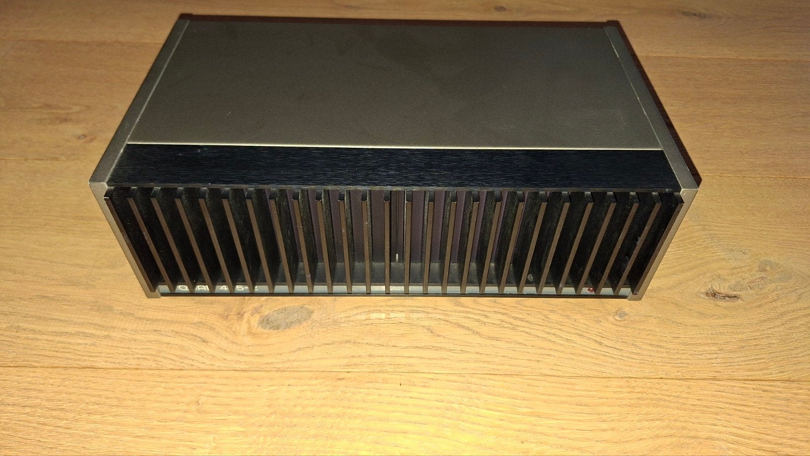 Quad 405-2 Eindversterker - Klassieke Hifi Kwaliteit, Audio, Tv en Foto, Versterkers en Receivers, Ophalen of Verzenden, Zo goed als nieuw