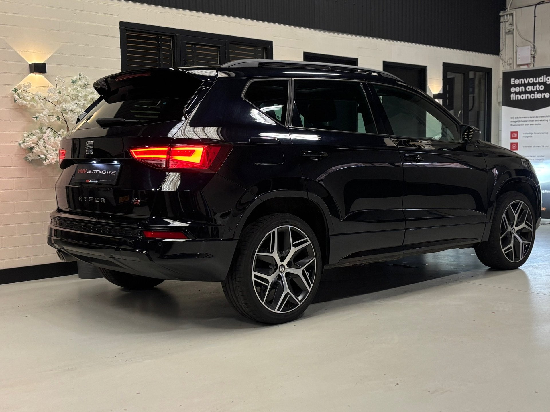Seat ATECA 1.5 TSI FR Business Intense Pano|Led|Cam|ACC|Sfee, Auto's, Seat, 4 cilinders, 150 pk, Zwart, Bedrijf