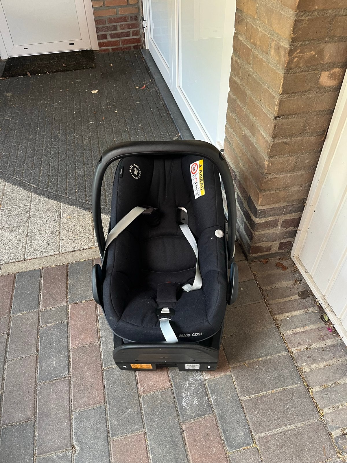 Maxi-Cosi FamilyFix2 ISOFIX-base + Maxi-Cosi Pebble Pro, Kinderen en Baby's, Autostoeltjes, Ophalen, Autogordel, Zijbescherming