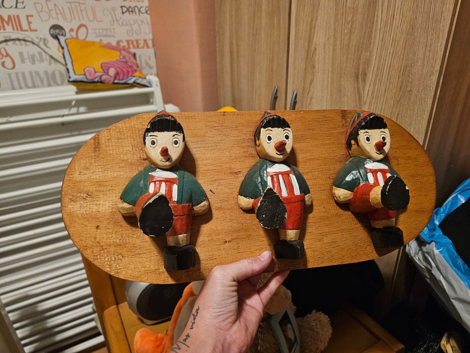 Vintage houten kinderjassenrek met 3 Pinokkio-figuren, Ophalen