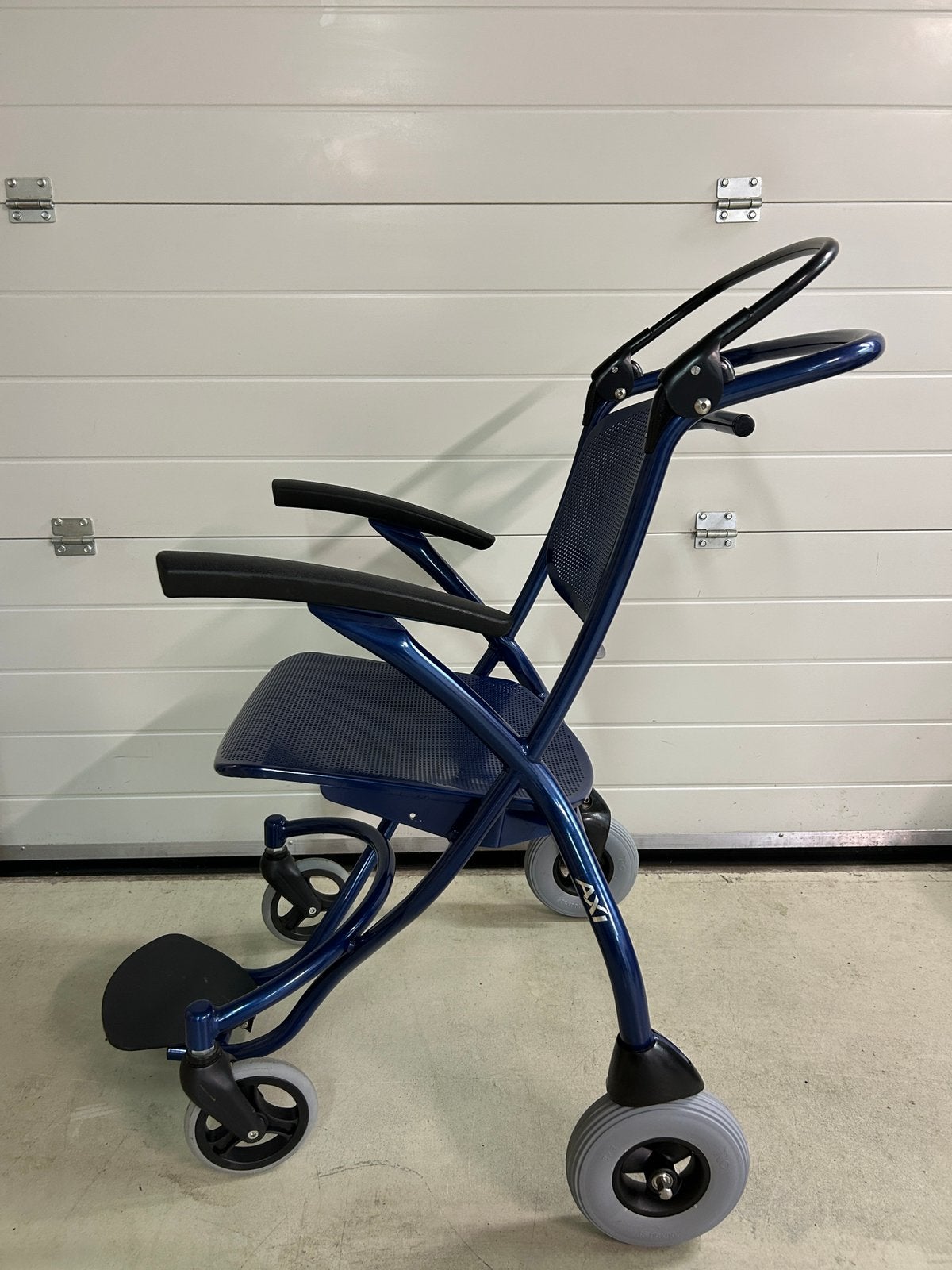 Transportstoel, Diversen, Rolstoelen, Zo goed als nieuw, Handbewogen rolstoel, Ophalen