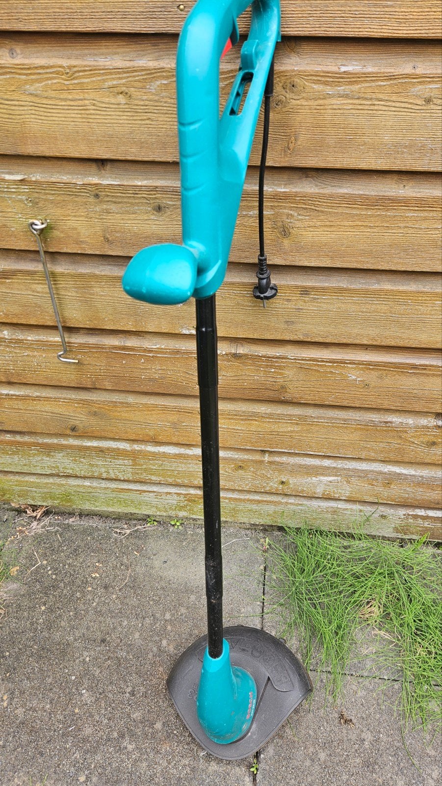 Bosch ART 23-28 Elektrische Grastrimmer - Zo goed als nieuw, Tuin en Terras, Ophalen, Zo goed als nieuw, 10 tot 30 cm, Bosch