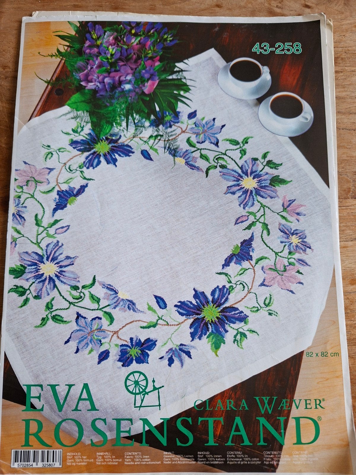 Eva Rosenstand. Borduurpatroon 43- 258 Tafelkleedje, Ophalen of Verzenden