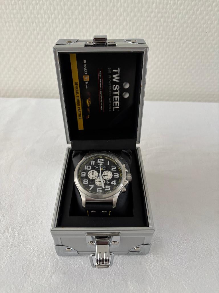 TW Steel Renault F1 Team Pilot Black TW 672 horloge nieuw., Sieraden, Tassen en Uiterlijk, Horloges | Heren, Overige merken, Leer