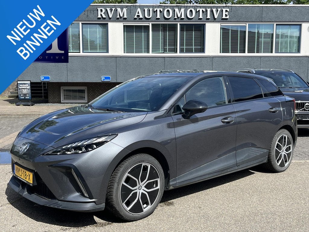MG4 MG4 Electric Luxury 64 kWh SOH 97%|360 CAMERA| 7 JAAR MG, Automaat, Achterwielaandrijving, Gebruikt, 1650 kg