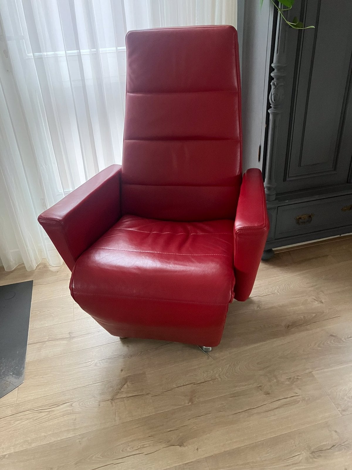 RELAX FAUTEUIL , RELAX STOEL, ROOD LEER, Huis en Inrichting, Fauteuils, Ophalen, Zo goed als nieuw, 50 tot 75 cm, Leer