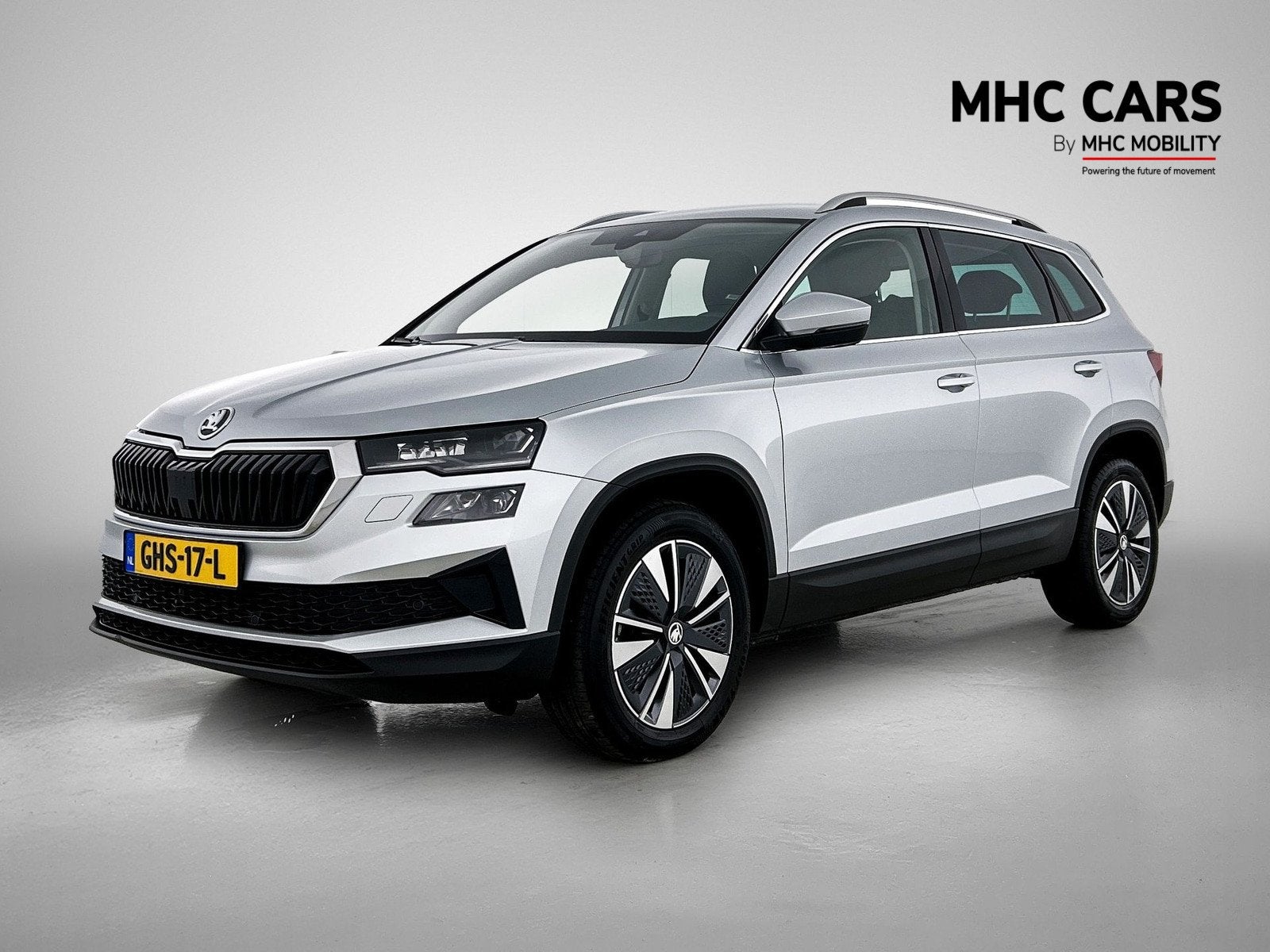 Skoda Karoq 1.5 TSI ACT Business Edition | Navi | Clima | 12, Auto's, Stof, Bedrijf, SUV of Terreinwagen, 1500 kg