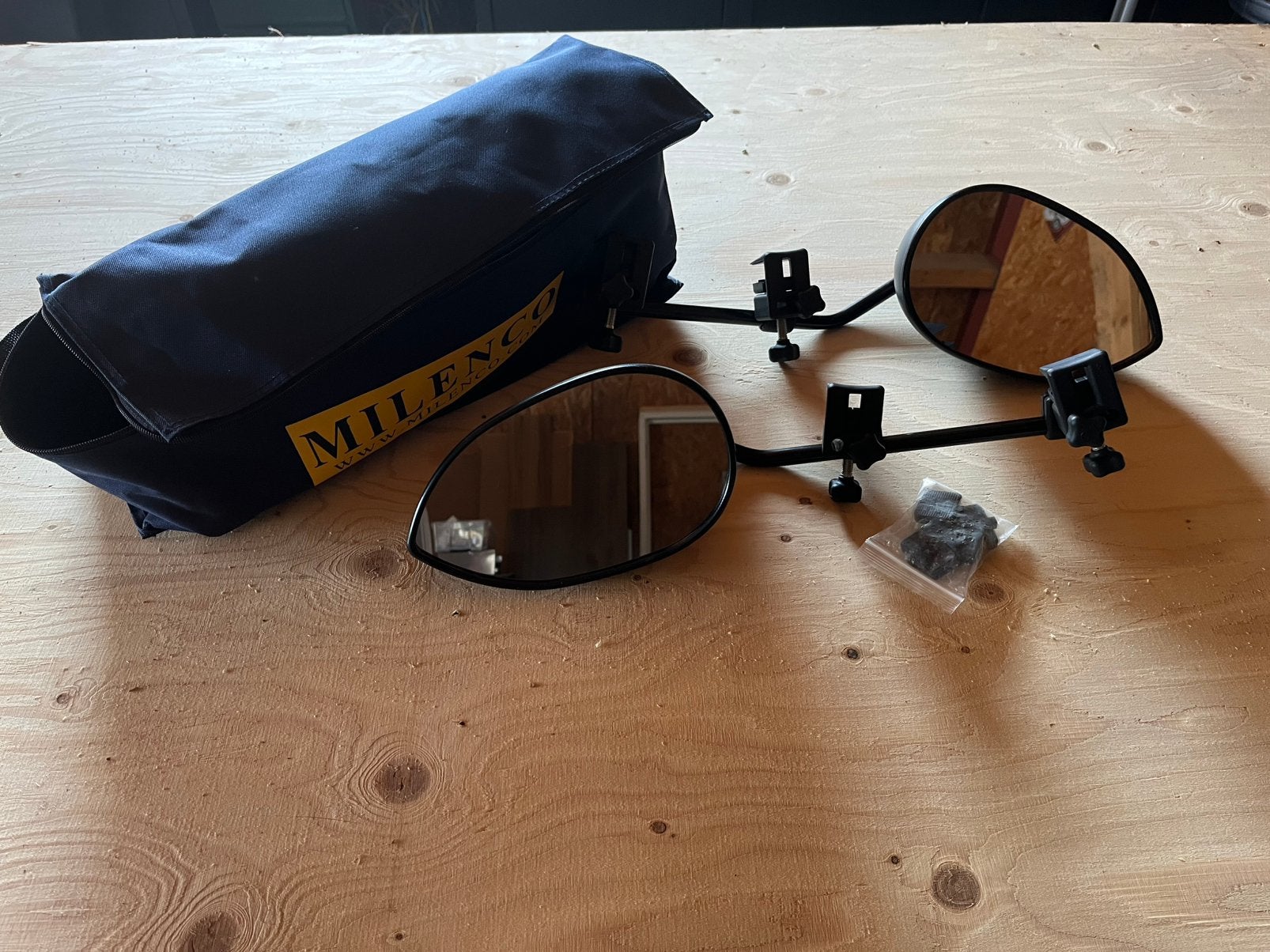 Milenco Aero 4 & Aero Mirror F pads, Caravans en Kamperen, Ophalen, Nieuw