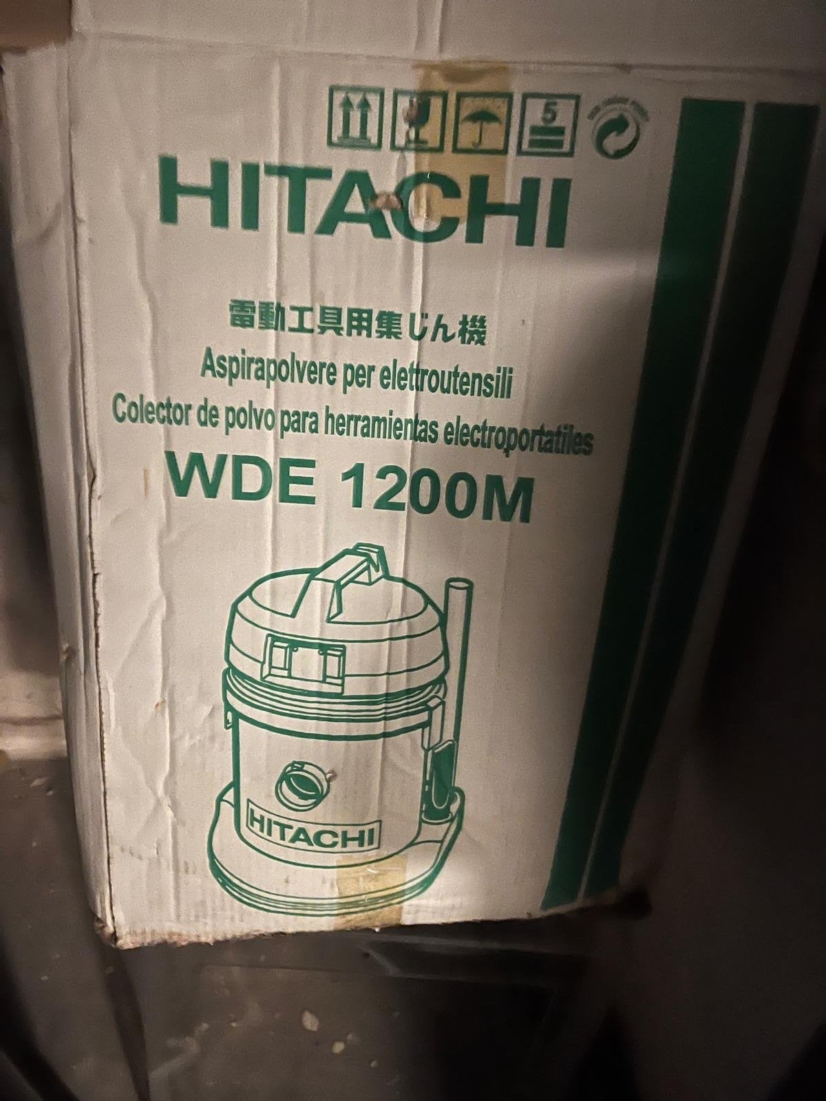 Hitachi WDE 1200M Industriële Stofzuiger, Nieuw, Industriële stofzuiger, 1200 tot 1600 watt, Ophalen