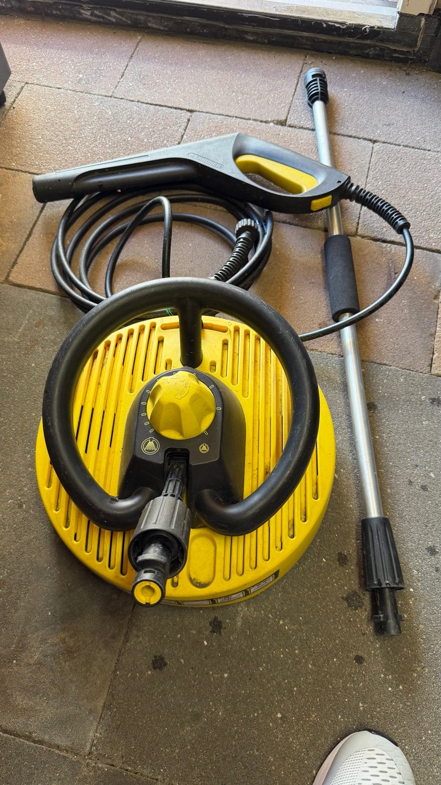 Kärcher T-Racer T550 Terrasreiniger met spuitpistool, Ophalen, Gebruikt, Elektrisch, Met regelbare waterdruk
