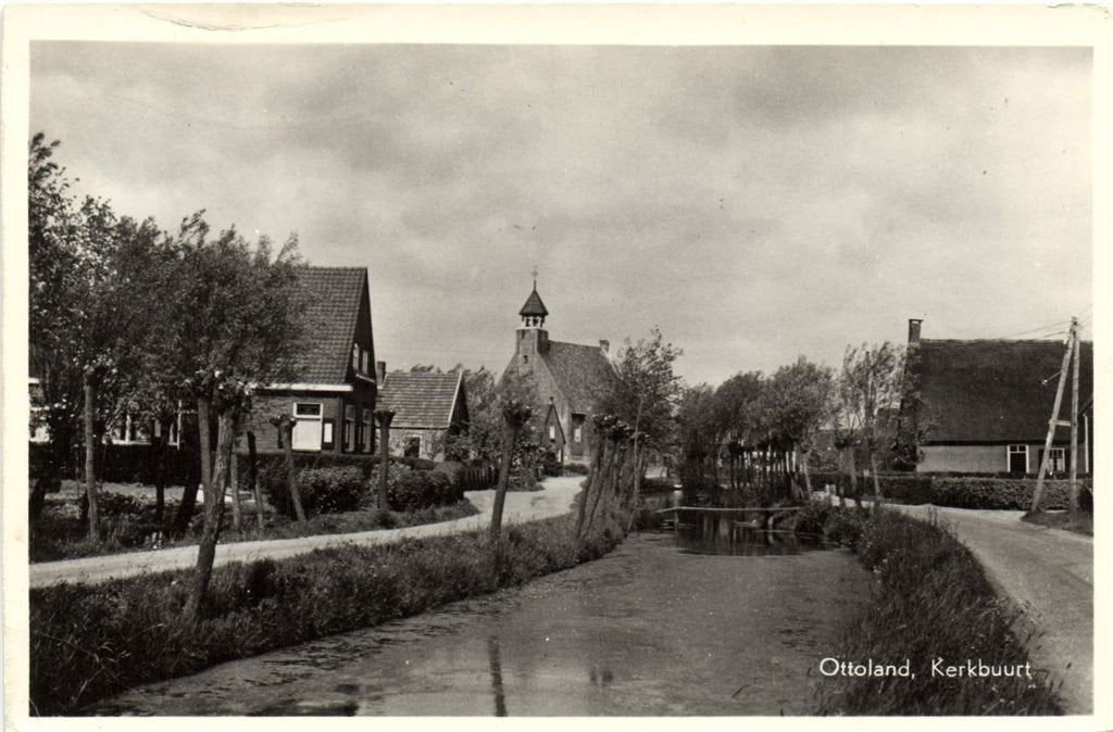 Ottoland, Kerkbuurt - dorpsgezicht - ongelopen, Verzamelen, Ansichtkaarten | Nederland, Verzenden, 1940 tot 1960, Ongelopen, Zuid-Holland