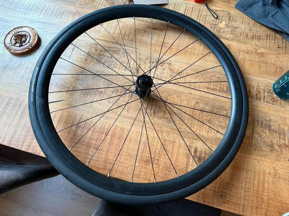 Voorwiel Tubeless Ready met Conti GP - ACID SLX RA 2.3, Gebruikt, Aluminium, Racefiets, Ophalen