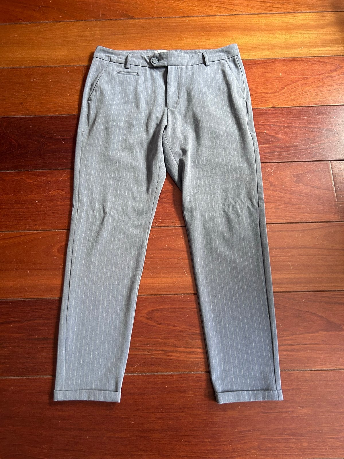 Les Deux Gestreepte Pantalon - Maat 33, Kleding | Heren, Verzenden, Zo goed als nieuw, Overige maten, Grijs