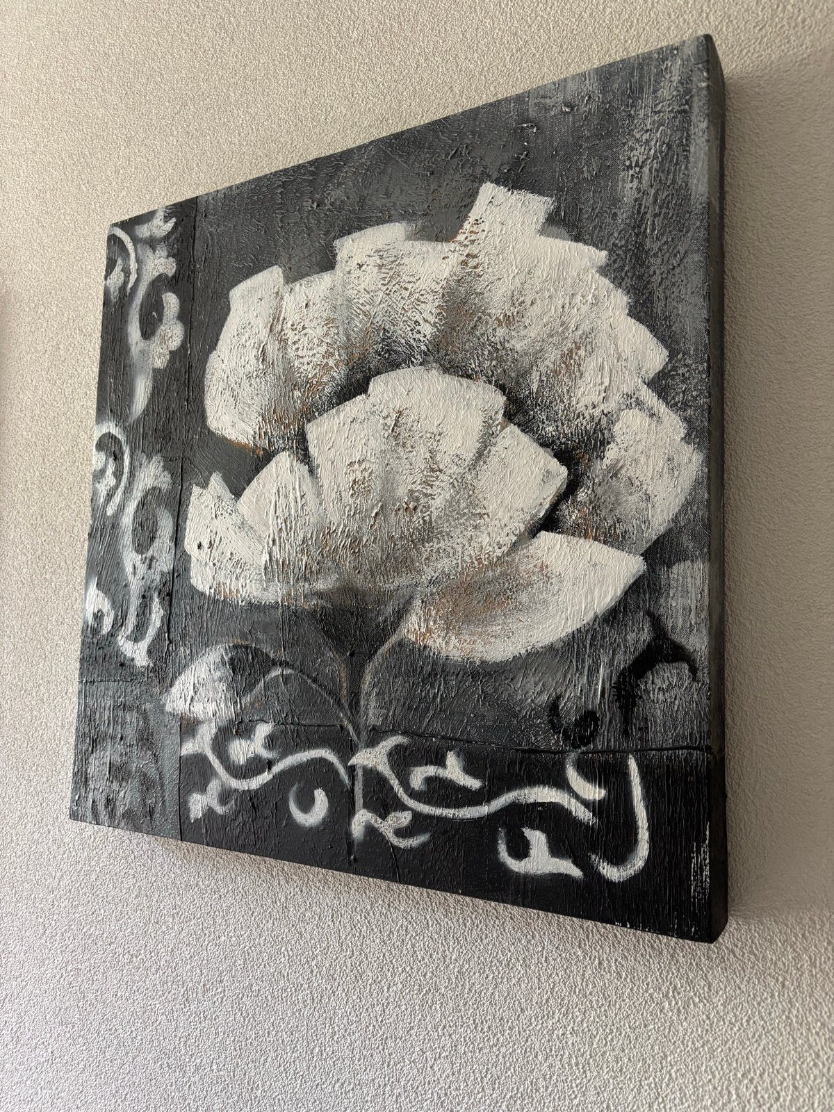 Set van 2 schilderijen: Bloem met grijze barok, 60x60 cm, Ophalen of Verzenden, Met textuur, Bloemen