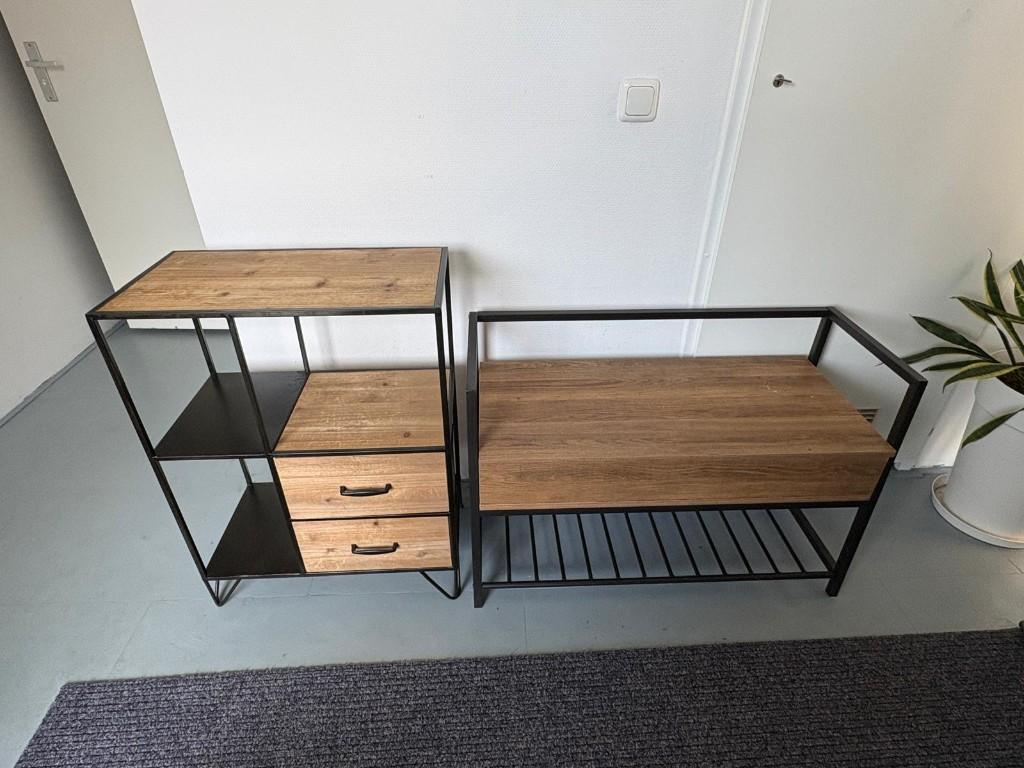 Leuke halbank en bijpassende vakkenkast, Ophalen, Gebruikt