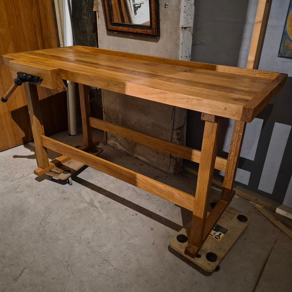 Nieuwe eikenhouten werkbank met bankschroef, Doe-het-zelf en Verbouw, Werkbanken, Ophalen, Nieuw, 120 tot 170 cm, Bankschroef
