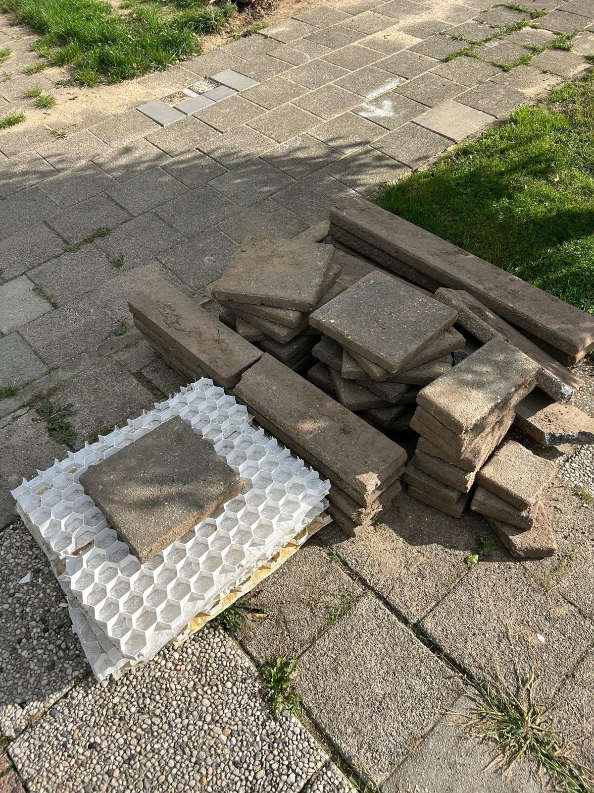 Opsluitbandjes +/- 100 cm - (+/- 13 hele en 10 halve)), Ophalen