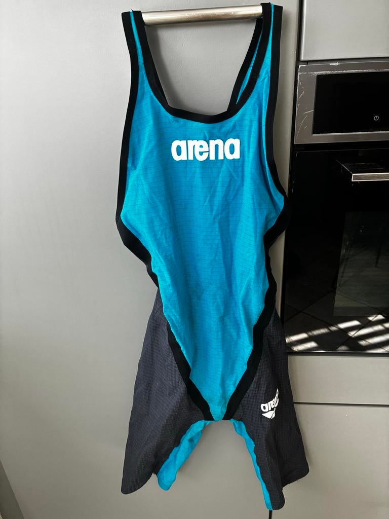 Arena Wedstrijdbadpak - Maat 34F/28 USA/UK, Ophalen of Verzenden, Zo goed als nieuw, Blauw, Badpak