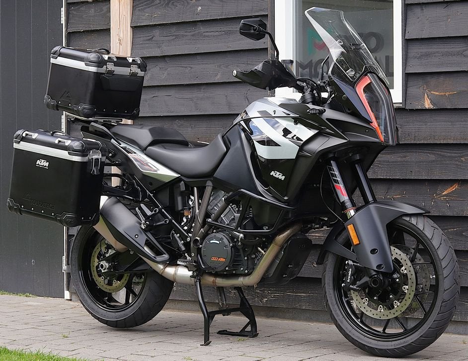 KTM 1290 SUPER ADVENTURE S (bj 2020) 3 delige kofferset, 2 cilinders, KTM, Motorrijbewijs A, Bedrijf