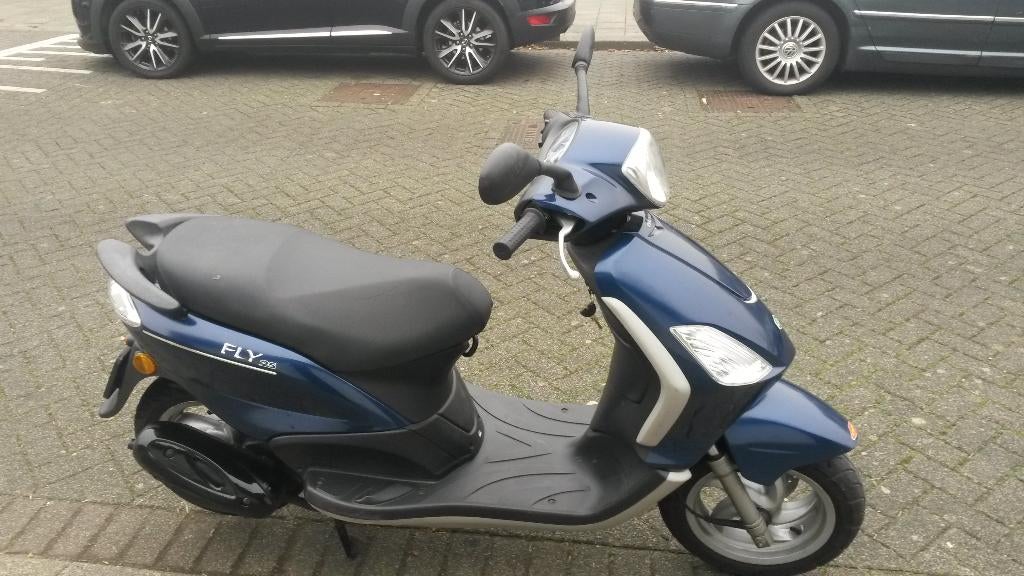 piaggio fly 2010, blauw kenteken, Piaggio, Gebruikt, Ophalen of Verzenden, Benzine