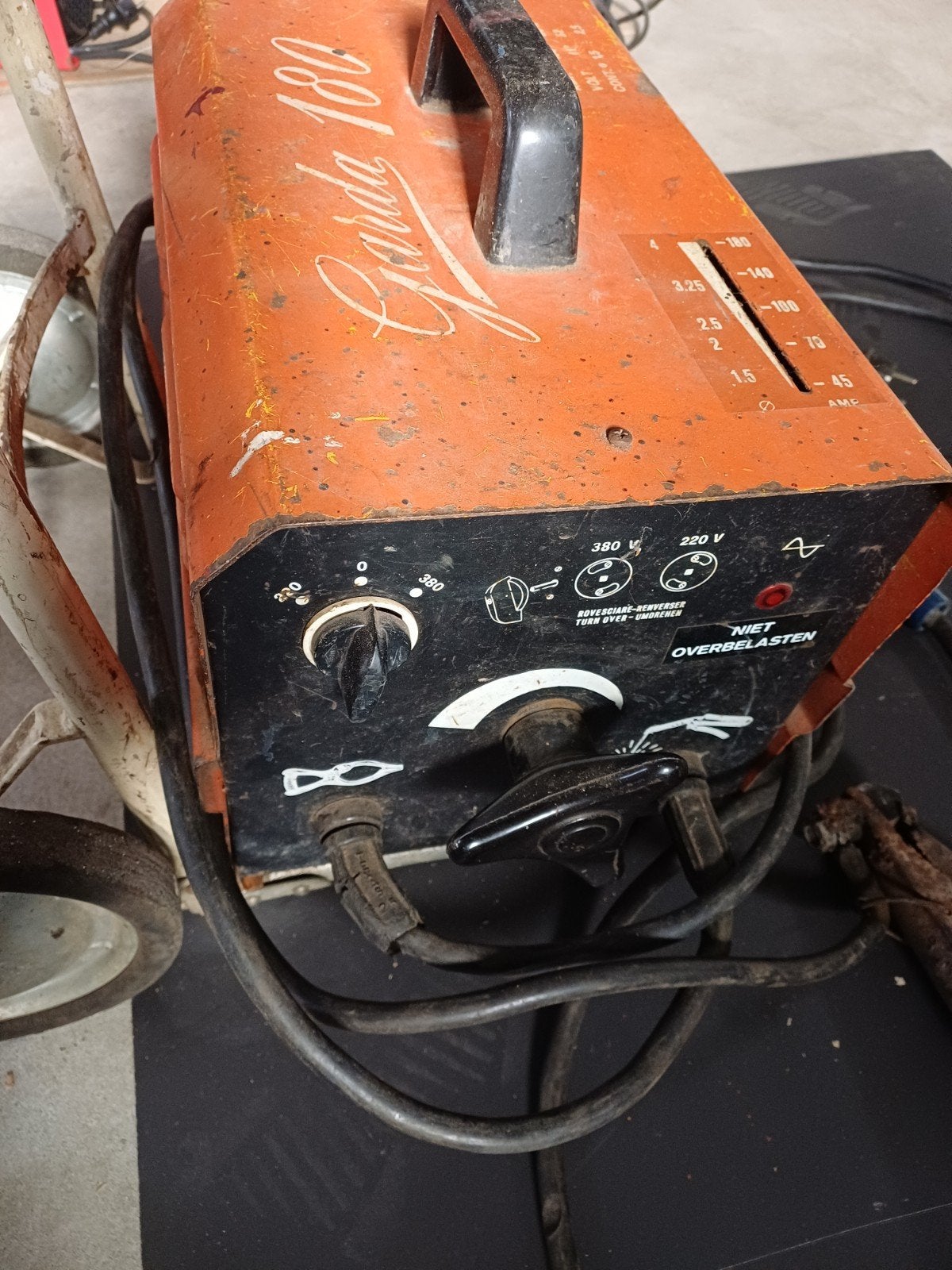 Garda 180 Lasapparaat op wielen - Gebruikt, Ophalen, Gebruikt, 150 tot 250 ampère, Elektroden