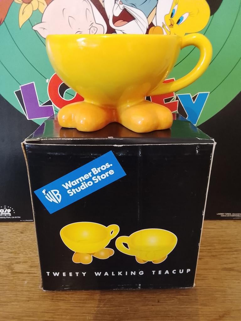 Tweety walking teacup warner Bros, Huis en Inrichting, Keuken | Servies, Ophalen of Verzenden, Overige stijlen