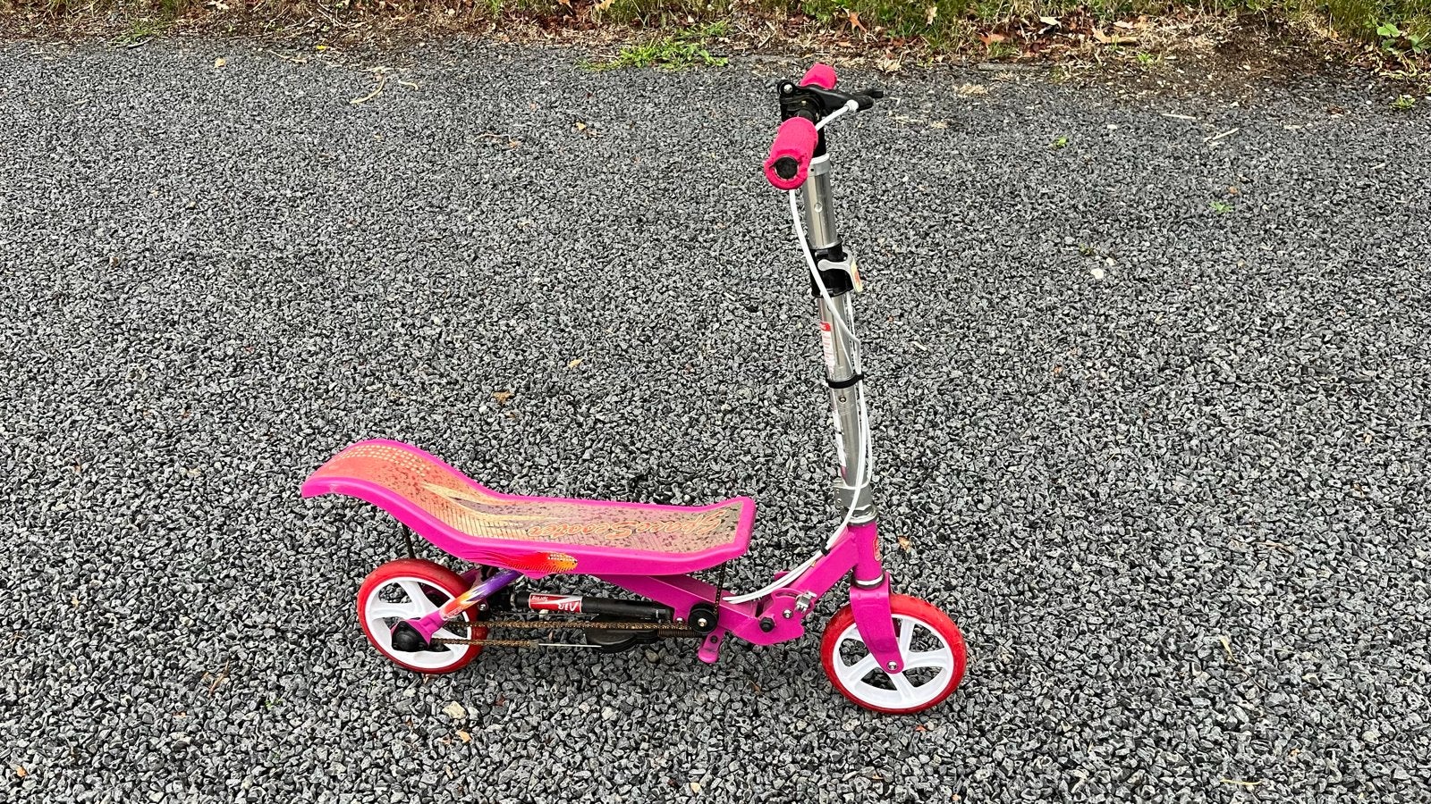 Roze Space Scooter. Zo goed als nieuw, Fietsen en Brommers, Steps, Ophalen, Zo goed als nieuw, Gewone step