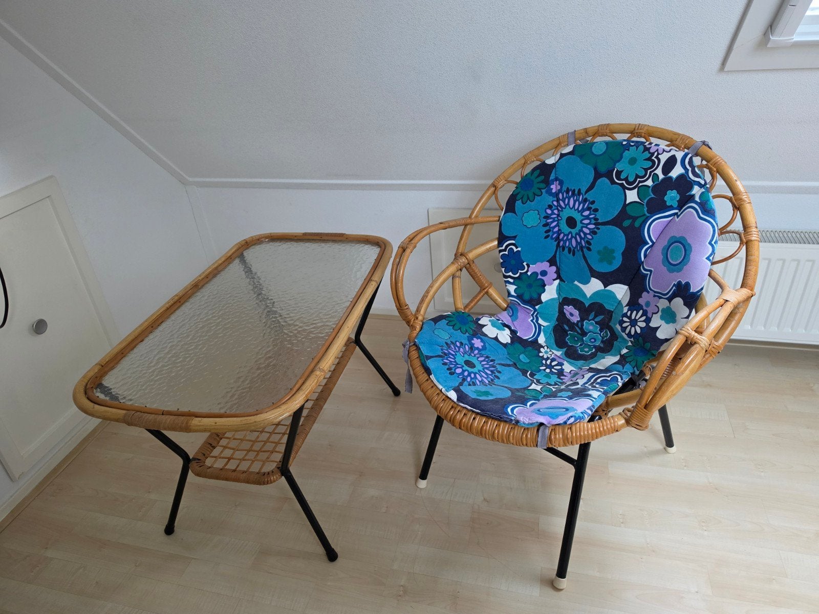 Vintage Rotan Set: Fauteuil & Bijzettafel (Rohé Noordwolde), Overige kleuren, Ophalen of Verzenden, Zo goed als nieuw, Metaal