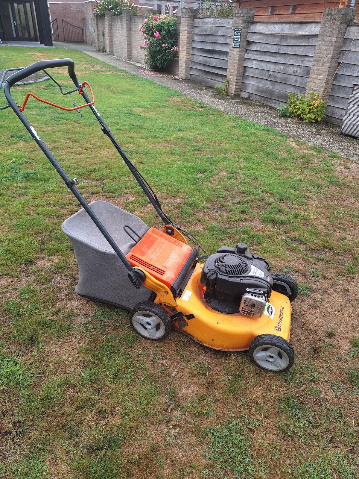 Husqvarna benzinemaaier, Ophalen, Cirkelmaaier, Gebruikt, Opvangbak