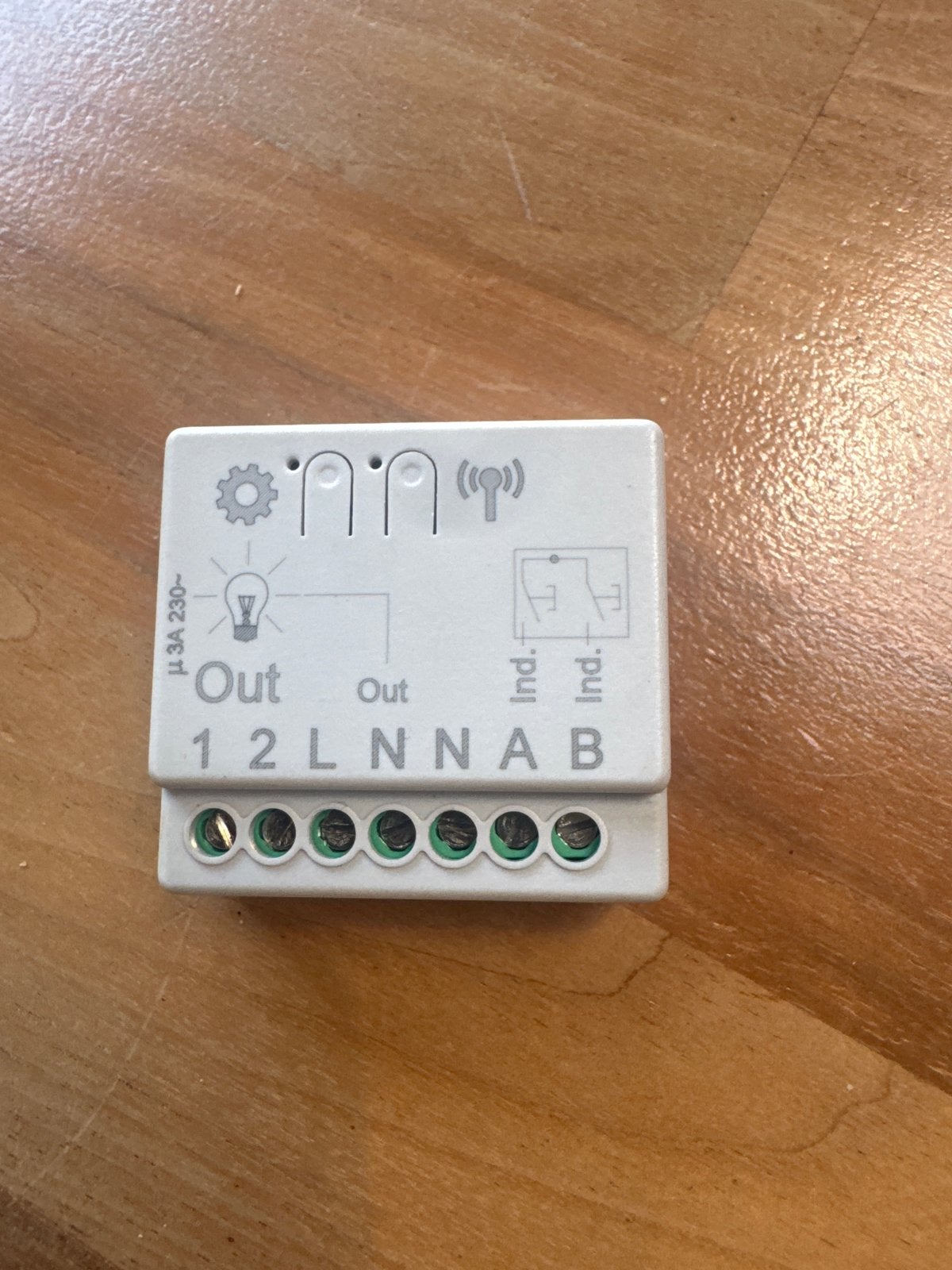 Becker LC422 DECT Schakelactor voor Smart Home, Ophalen of Verzenden, Zo goed als nieuw, Overige merken, Relais